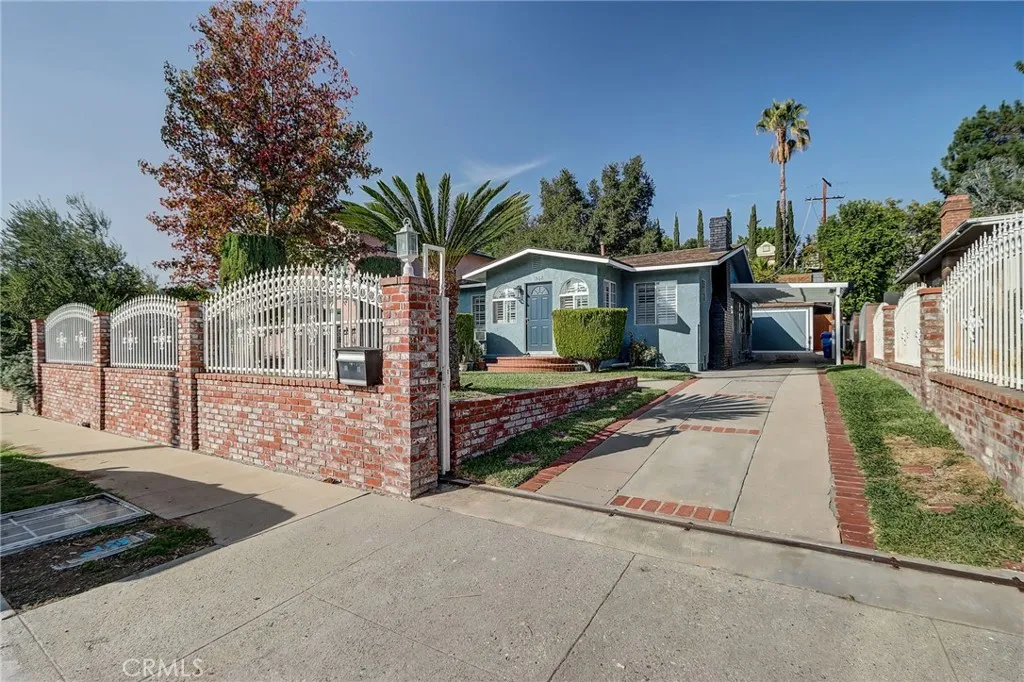 1567 Fair Park Avenue, Eagle Rock, California 90041 home-pic-2